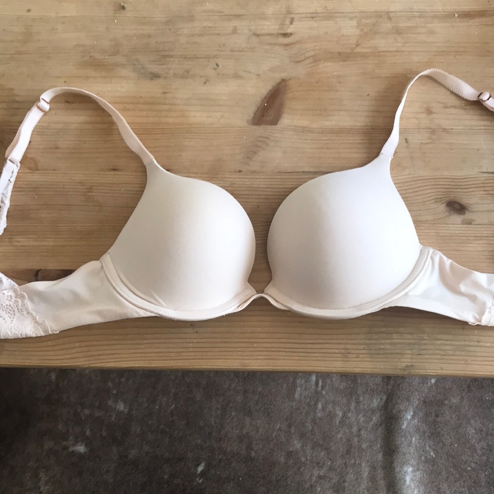 Cream beige 34B Fenty Push Up Bra
